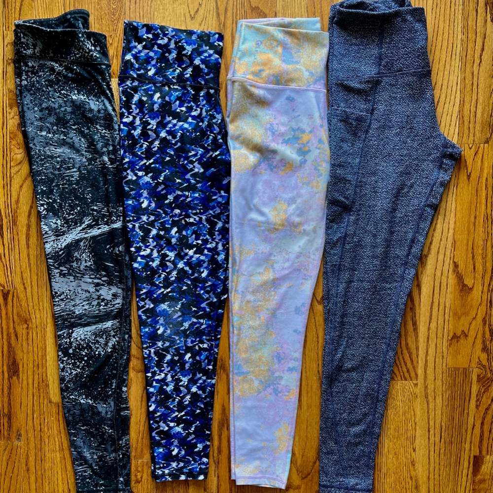 Women's Size Med Lot of 4 pairs of tights